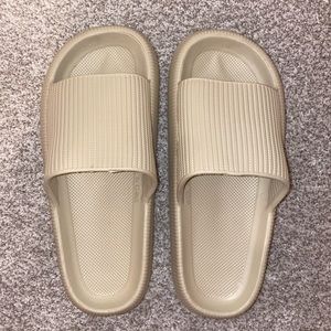 Pillow Slides for Women and Men